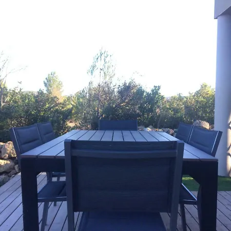 Nouveau !!! La Foret - Gite Moderne - Piscine - Vue Panoramique Сasa de vacaciones